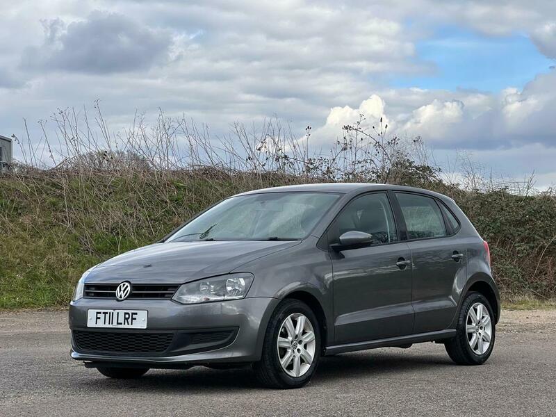 
								Volkswagen Polo full									