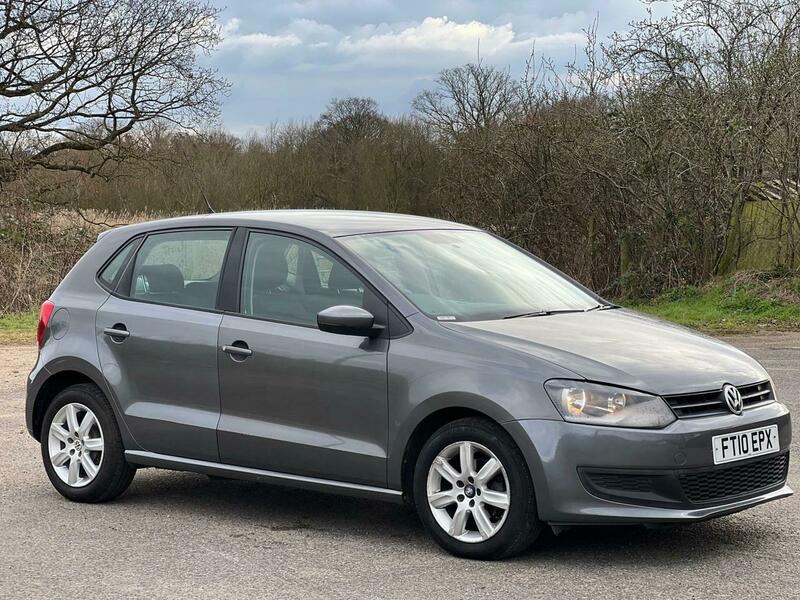 
								Volkswagen Polo full									